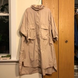 Uniqlo U oversized cream colored windbreaker
